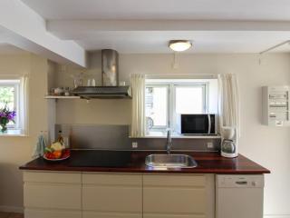 Apartment Amaia - 500m from the sea by Interhome - 4