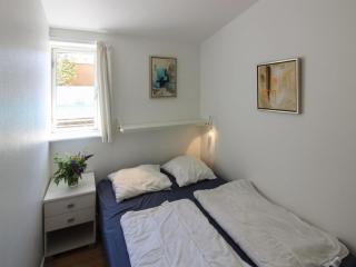 Apartment Amaia - 500m from the sea by Interhome - 2