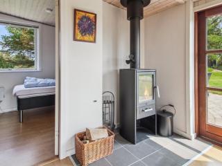 Holiday Home Øvli - 3-8km from the sea by Interhome - 4