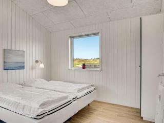 Holiday Home Raakel - 950m from the sea by Interhome - 2