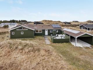 Holiday Home Elco - 450m from the sea by Interhome - 7