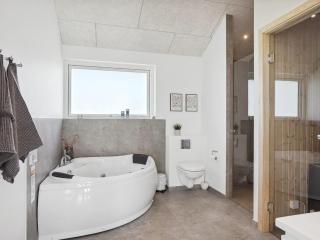 Holiday Home Fredrika - 1-5km from the sea by Interhome - 3