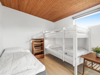 Holiday Home Bozin - 200m from the sea by Interhome - 4