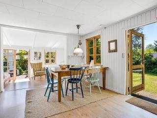 Holiday Home Carly - 100m from the sea by Interhome - 8