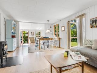 Holiday Home Carly - 100m from the sea by Interhome - 3