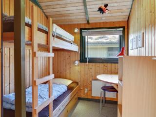 Holiday Home Alfrik - 900m from the sea by Interhome - 4