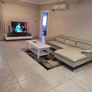 Esq Serene Apartment - 8