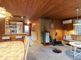 Holiday Home Arie - 500m from the sea by Interhome - 1