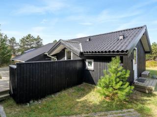 Holiday Home Lisbeth - 400m from the sea by Interhome - 3