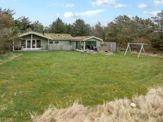 Holiday Home Ayelen - 600m from the sea by Interhome - 2