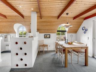 Holiday Home Pia - 400m from the sea by Interhome - 2