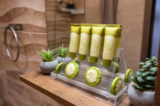 ΠΟΛΥΤΕΛΕΣ -ΜΟΝΤΕΡΝΟ ΔΙΑΜΕΡΙΣΜΑ - 1