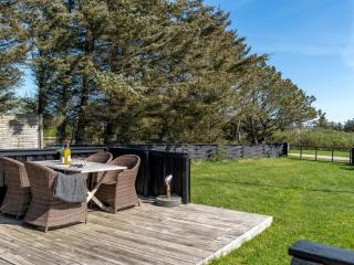 Holiday Home Baarde - 350m from the sea by Interhome - 3