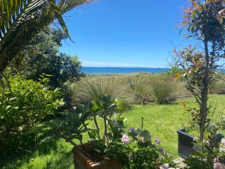 Rare Beachfront paradise - Mount Maunganui - 6