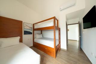 Designer Villa with Private Jacuzzi - 1