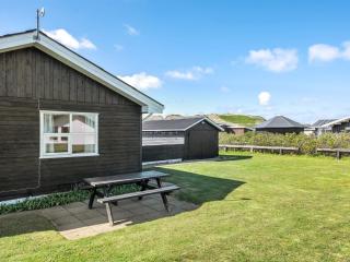 Holiday Home Evely - 300m from the sea by Interhome - 4