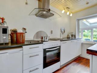 Holiday Home Gytta - 1km from the sea by Interhome - 1