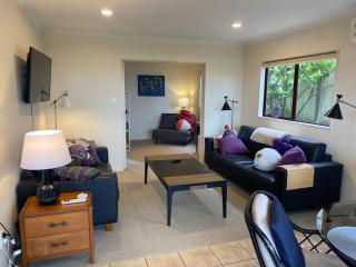 Rare Beachfront paradise - Mount Maunganui - 7