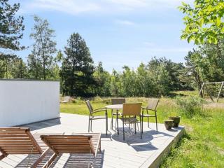 Holiday Home Claudine - 300m from the sea by Interhome - 3