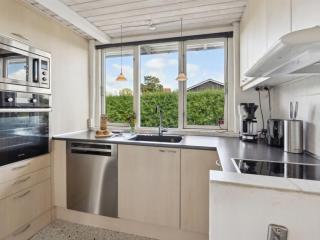 Holiday Home Mena - 200m from the sea by Interhome - 9