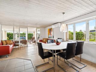 Holiday Home Mena - 200m from the sea by Interhome - 8