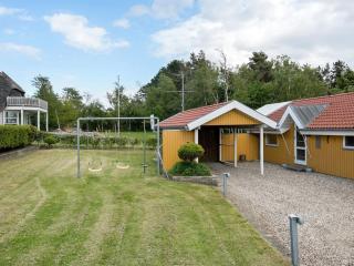 Holiday Home Hjalmar - 400m from the sea by Interhome - 7