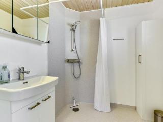 Holiday Home Axeln - 300m to the fjord by Interhome - 3