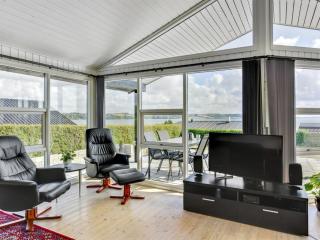 Holiday Home Beowulf - 200m from the sea by Interhome - 3