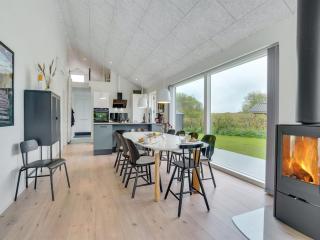 Holiday Home Elso - 600m to the fjord by Interhome - 3