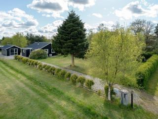 Holiday Home Akira - 500m to the fjord by Interhome - 9