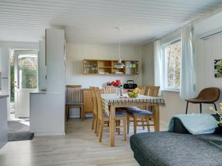 Holiday Home Akira - 500m to the fjord by Interhome - 7