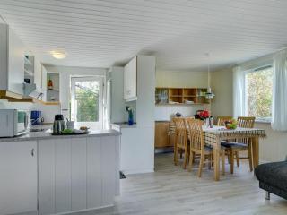 Holiday Home Akira - 500m to the fjord by Interhome - 1