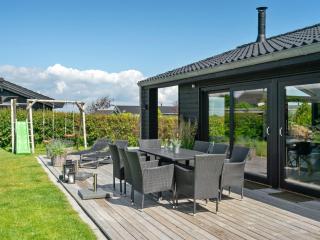 Holiday Home Kjell - 100m from the sea by Interhome - 9