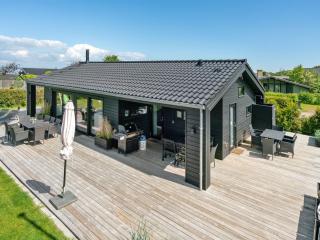 Holiday Home Kjell - 100m from the sea by Interhome - 8