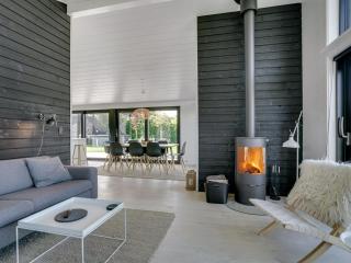 Holiday Home Kjell - 100m from the sea by Interhome - 6