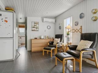 Holiday Home Guthrik - 900m from the sea by Interhome - 1