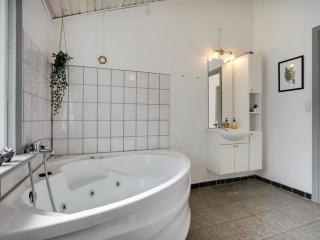 Holiday Home Aiden - 300m from the sea by Interhome - 4