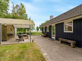 Holiday Home Ødger - 150m to the fjord by Interhome - 2