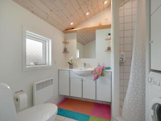 Holiday Home Waltraud - 500m from the sea by Interhome - 5