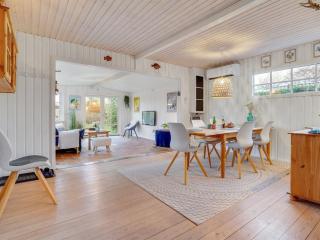 Holiday Home Maybrit - 50m from the sea by Interhome - 2