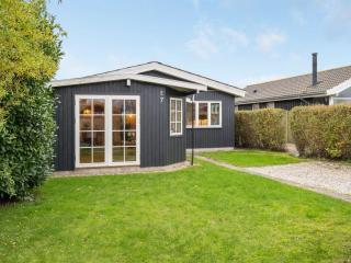 Holiday Home Maybrit - 50m from the sea by Interhome - 5