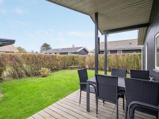 Holiday Home Maybrit - 50m from the sea by Interhome - 6
