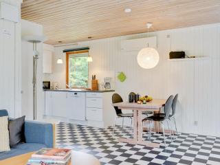 Holiday Home Soraya - 700m to the fjord by Interhome - 2