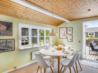 Holiday Home Ljuba - 700m from the sea by Interhome - 5