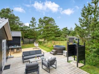 Holiday Home Ljuba - 700m from the sea by Interhome - 4
