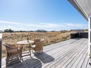 Holiday Home Caro - 807m from the sea by Interhome - 6