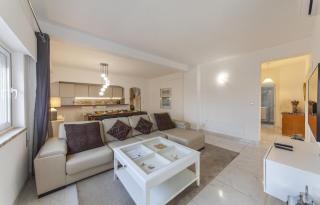 B57 - Marachique 2 Bed Flat - 8