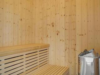 Holiday Home Minna - 975m from the sea by Interhome - 4