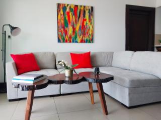 360 Splendor - Ocean-View Condo #204 in Luxury Flamingo-Complex - 8