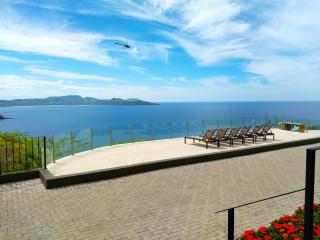 360 Splendor - Ocean-View Condo #204 in Luxury Flamingo-Complex - 5